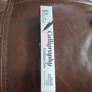 Calligraphy Eyeliner Pen - Black